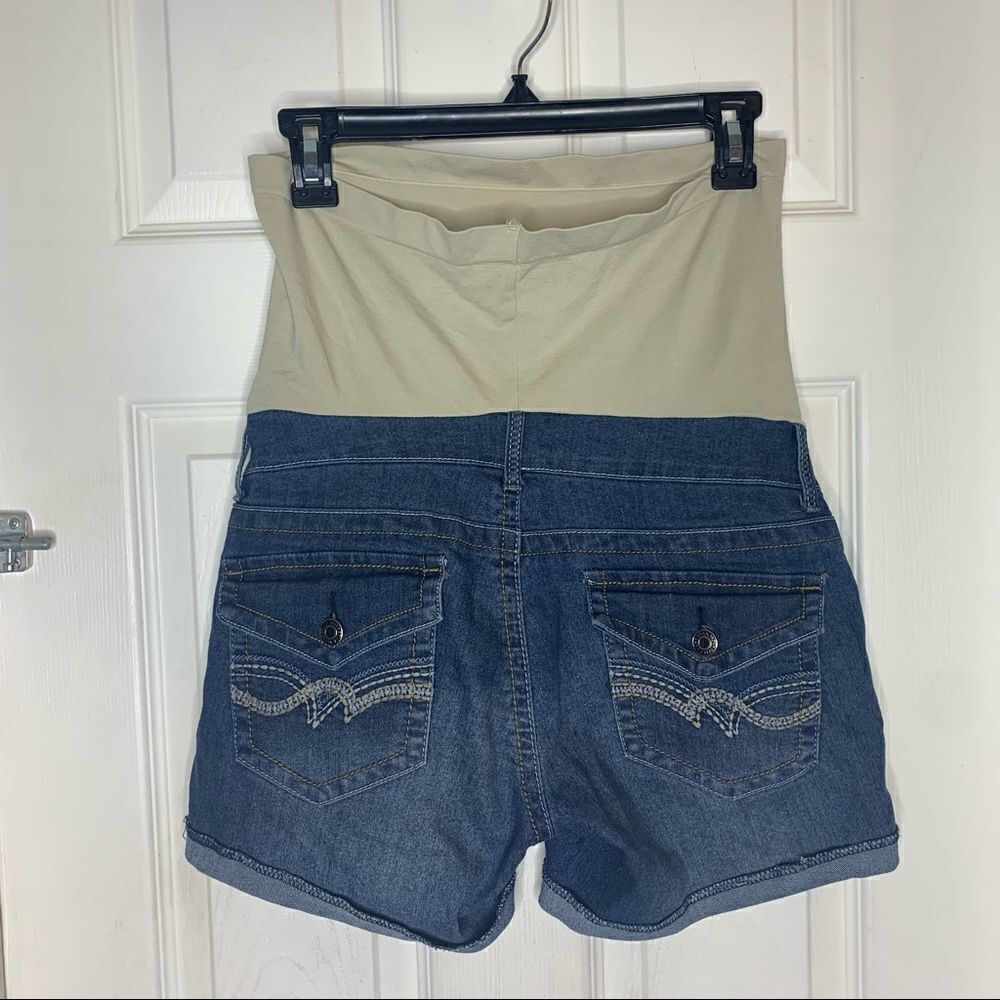 Bella Vida Maternity Jean Shorts Size Small - Picture 7 of 8